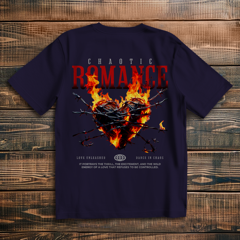 Oversize T-Shirt -  Chaotic Romance