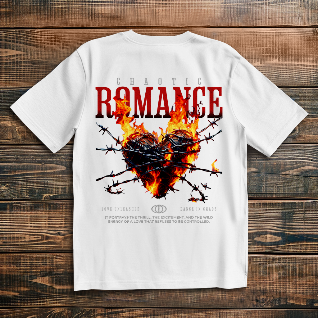 Oversize T-Shirt -  Chaotic Romance